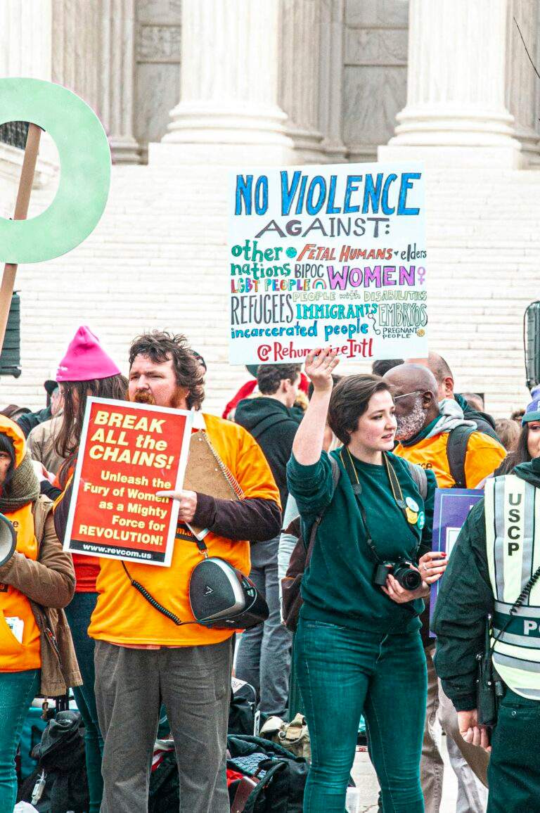 Memutus Mata Rantai Pelecehan Seksual di Indonesia