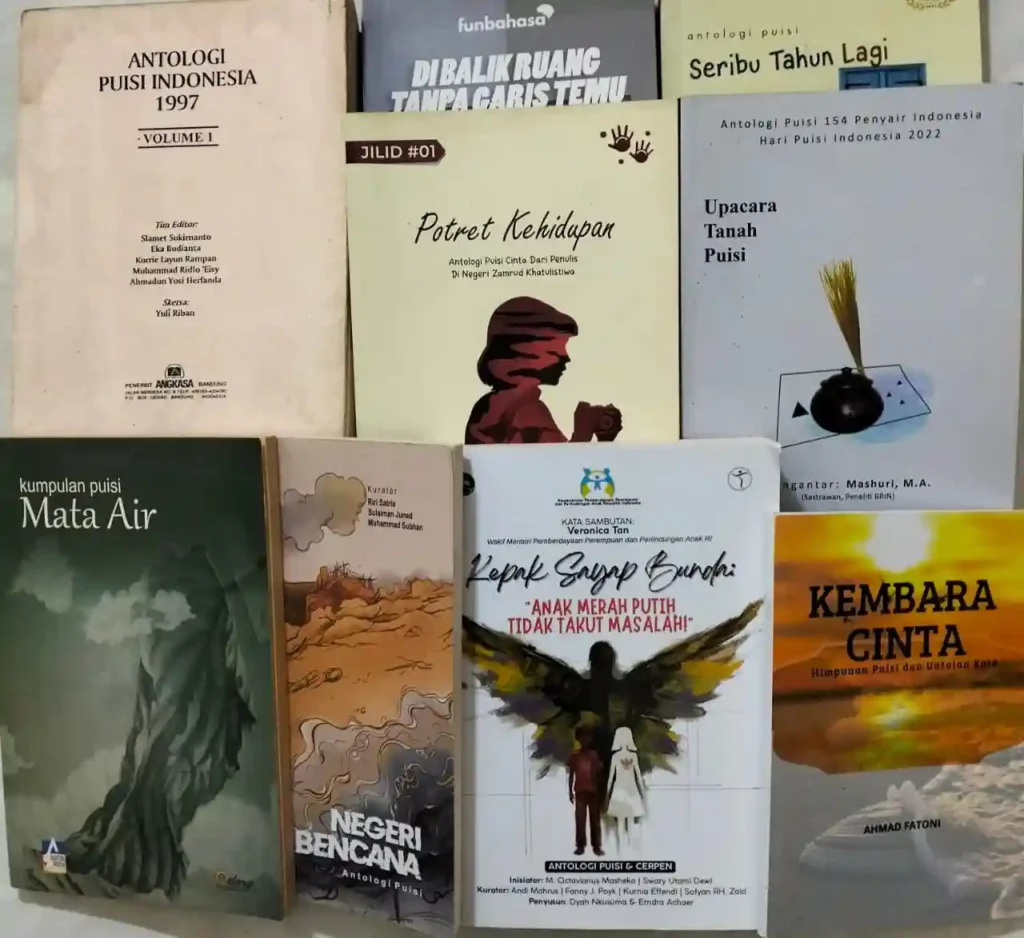 Aku dan Kumpulan Puisi